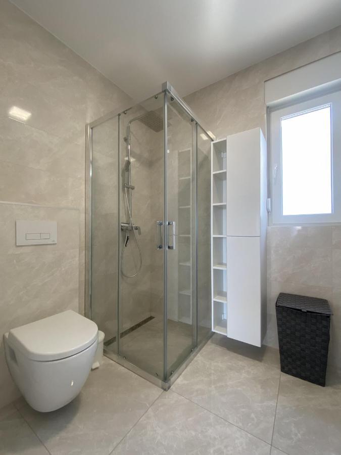 Sea View Apartment With Parking - Dina Makarska Bagian luar foto